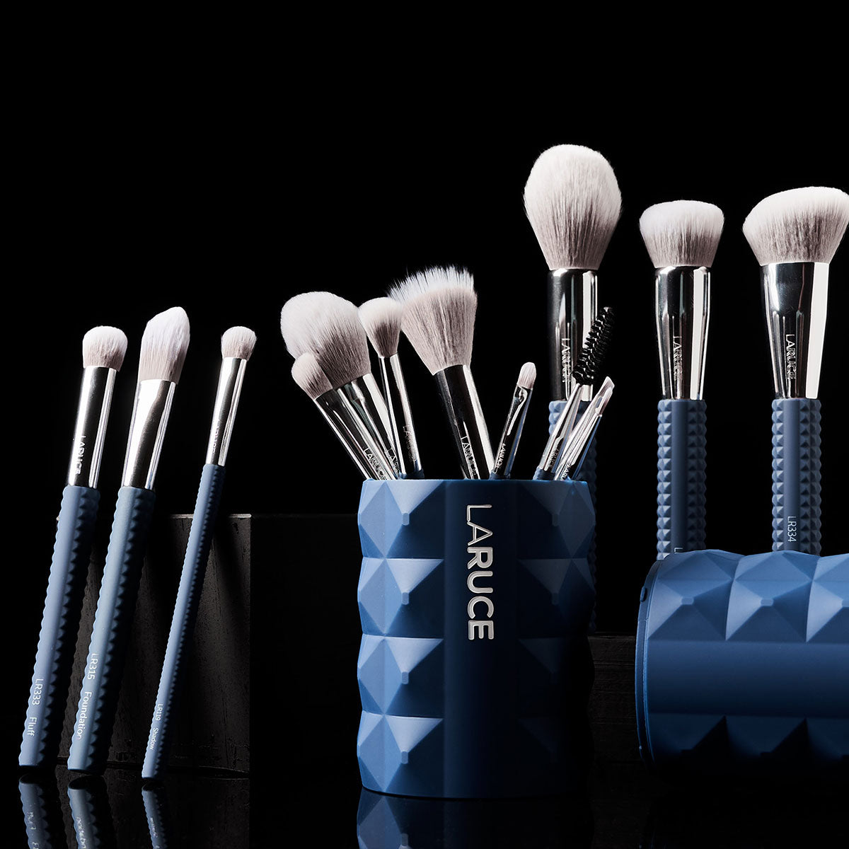 LARUCE Rennie 14-Piece Professional Makeup Brush Set in Denim Studio