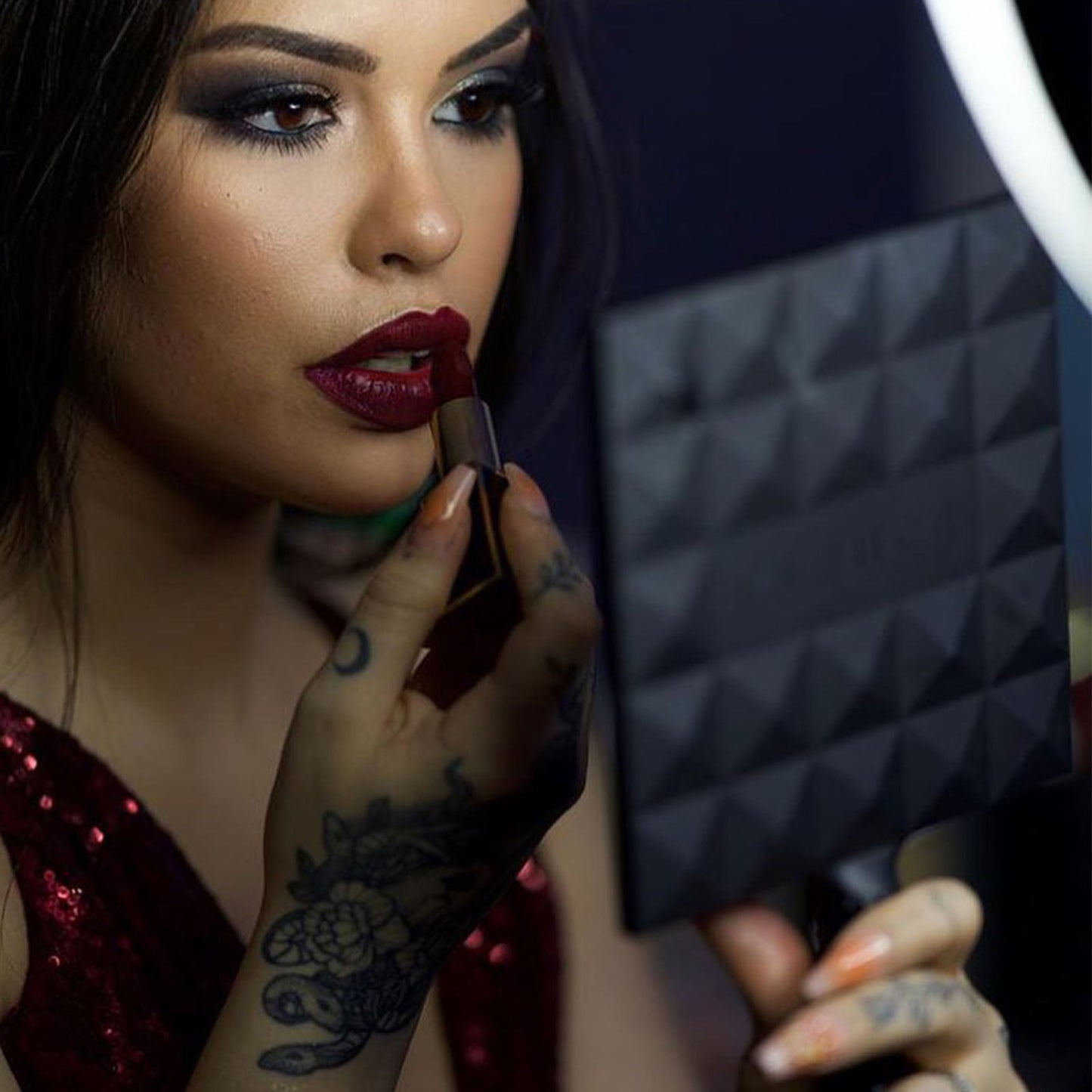 LARUCE The Studded Hand Mirror - LARUCE Beauty