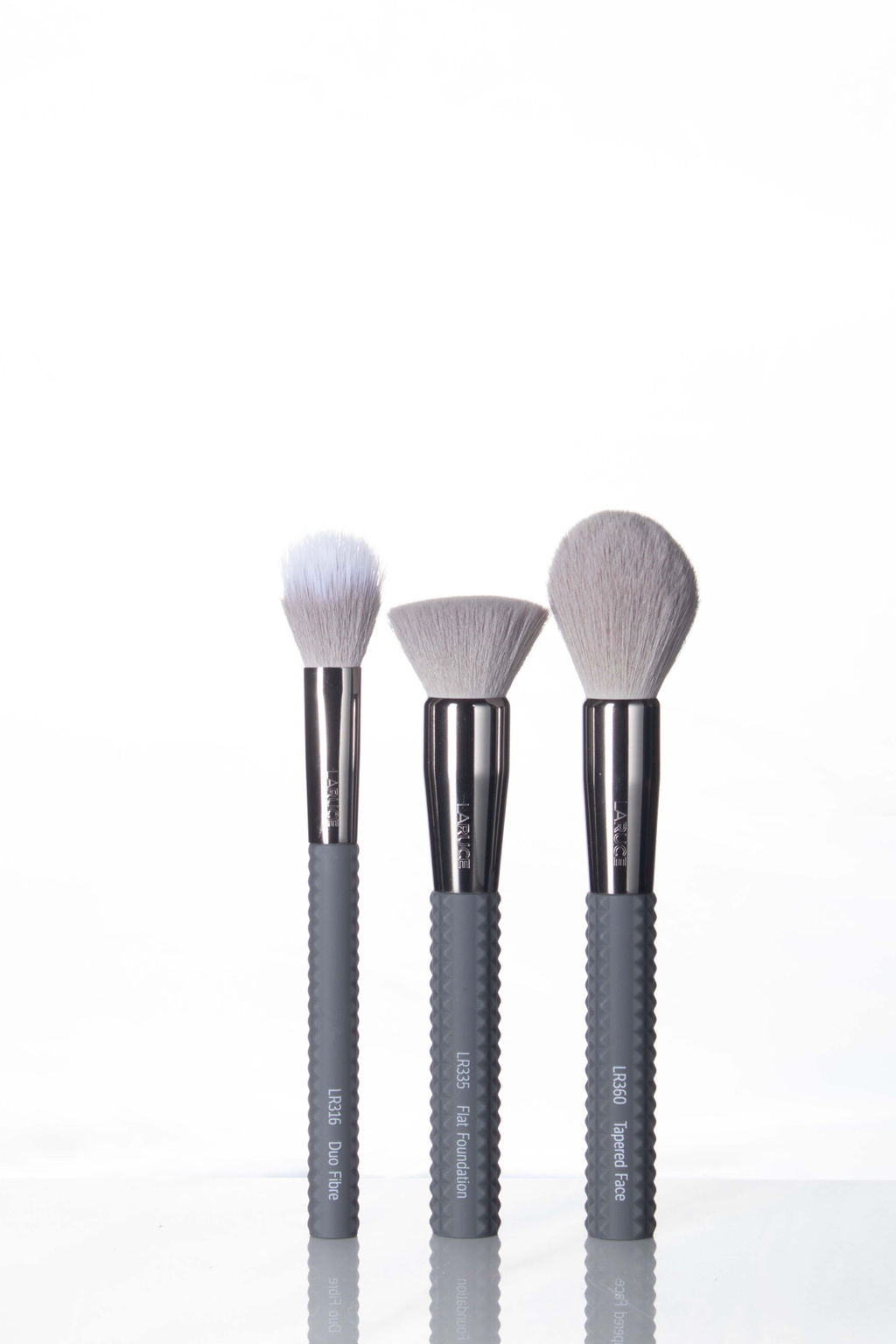 Isabella 3-Piece Makeup Brush Set - LARUCE Beauty