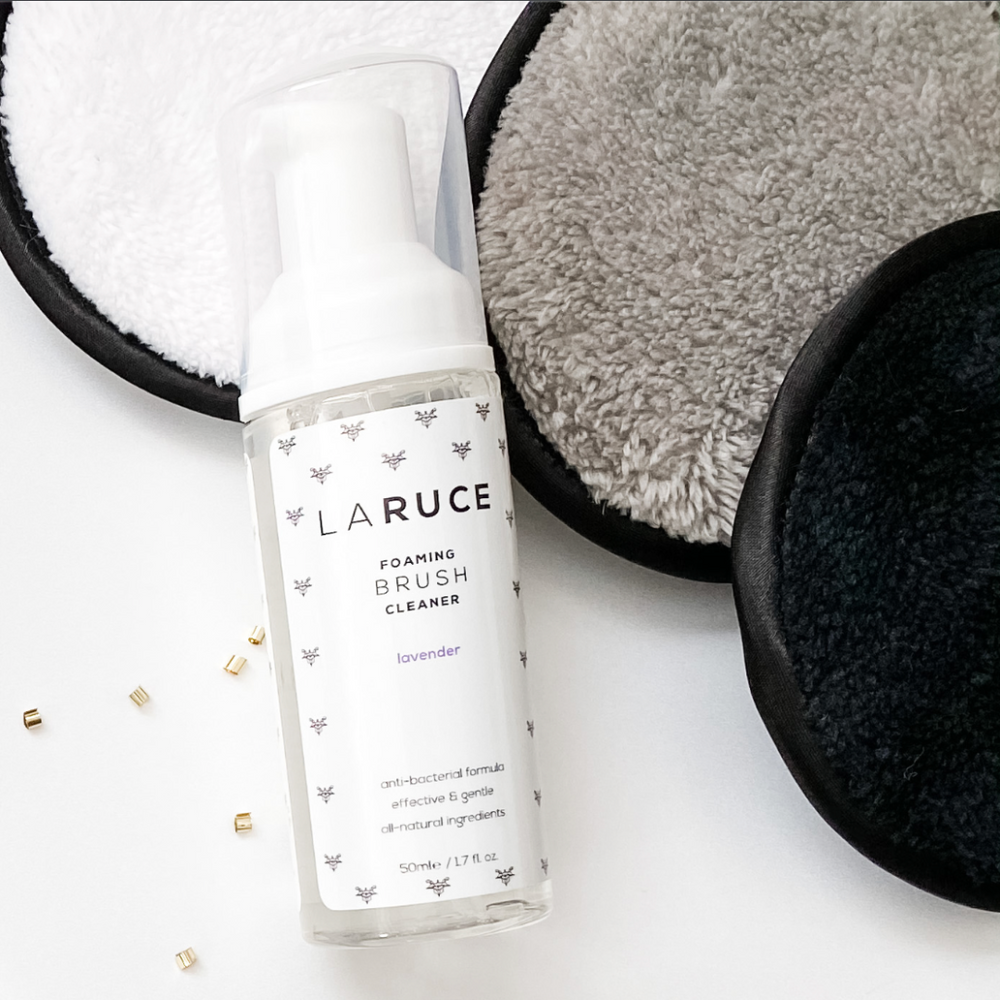 LARUCE Foaming Brush Cleaner in Lavender & Face Disks