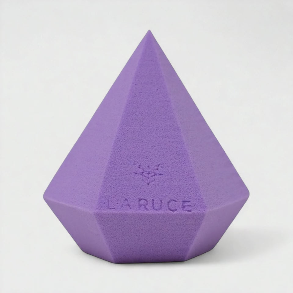 
                      
                        Load and play video in Gallery viewer, The Aura Gem - Diamond Makeup Sponge
                      
                    