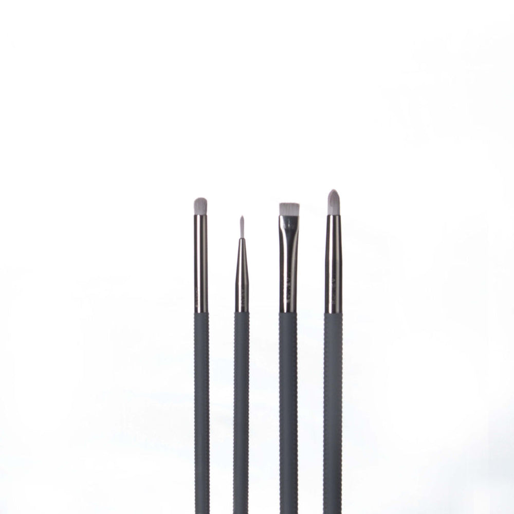 
                      
                        Cati 4-Piece Makeup Brush Set - LARUCE Beauty
                      
                    