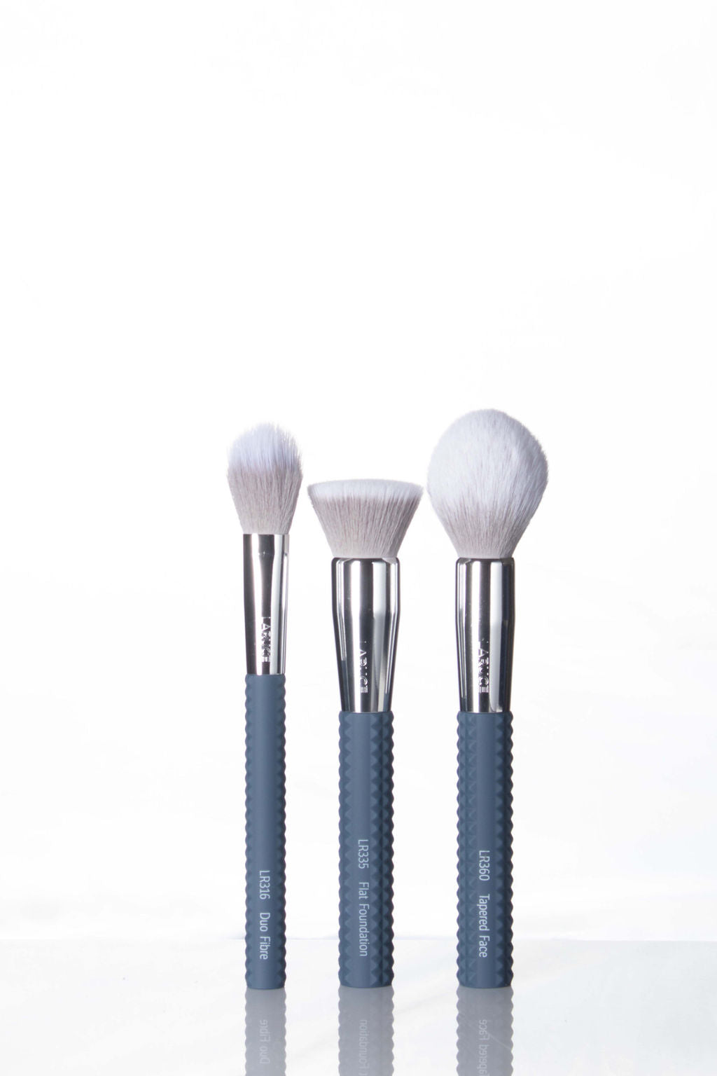 Isabella 3-Piece Makeup Brush Set - LARUCE Beauty