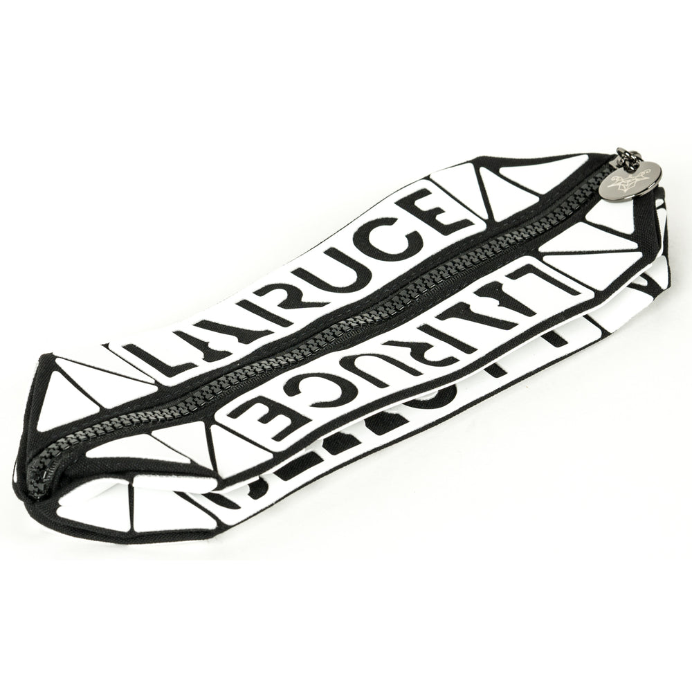 
                      
                        LARUCE Mosaic Makeup Bag - LARUCE Beauty
                      
                    